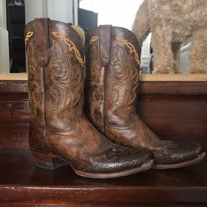 Tony lama cowboy boots